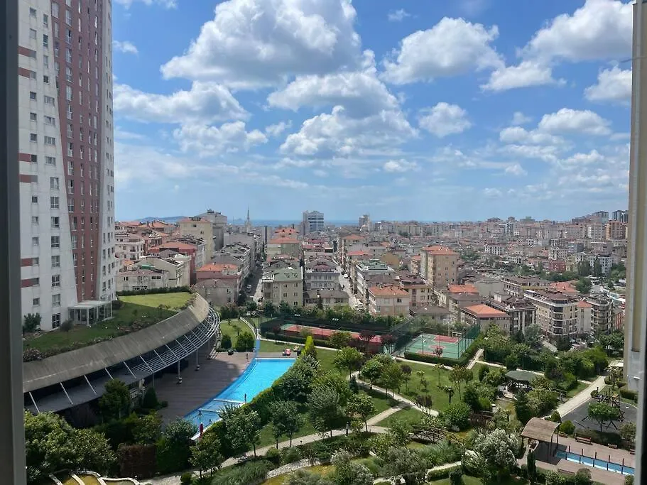 Acik Havuz Ve Deniz Manzarasi Sunan Site Ev Istanbul 0*,  Turkey